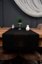 Siyah Renk Damalı Dekoratif Lazer Kesim Runner Masa Örtüsü 40 x 140 - Görsel 3