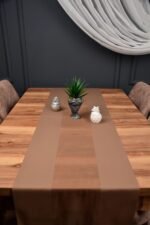 Açık Kahverengi Damalı Dekoratif Lazer Kesim Runner Masa Örtüsü 40 x 140 - Görsel 3