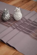 Gri Renk Çizgili Dekoratif Lazer Kesim Runner Masa Örtüsü 40 x 140