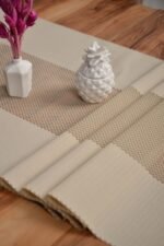 Bej Renk Damalı Dekoratif Lazer Kesim Runner Masa Örtüsü 40 x 140