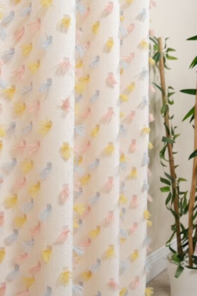 Aurora Pon Pon Fon Perde